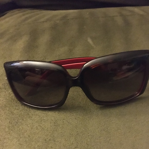 Christian Dior Sunglasses - Picture 2 of 7